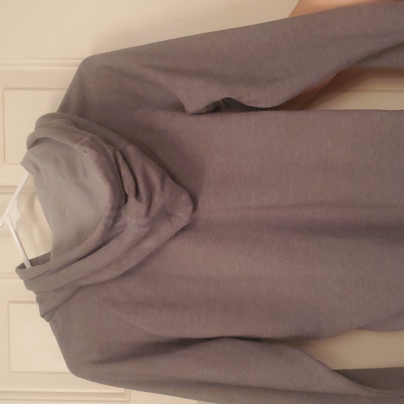 The North Face womens small hoodie - Picture 4 of 4